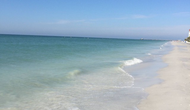 Beautiful Beach! Spectacular sunsets!