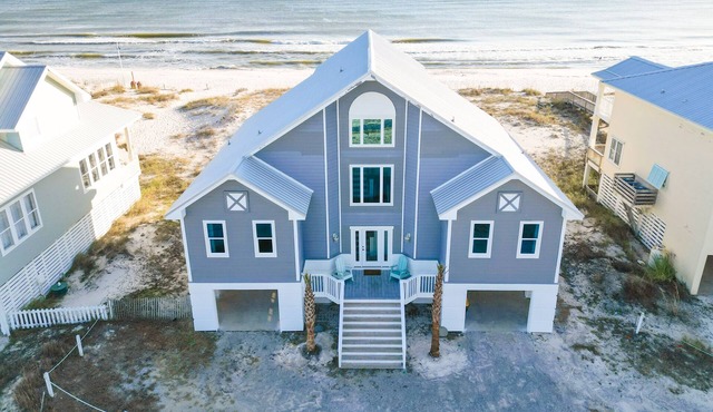 Beautiful Beachfront Home, Sleeps 16, Pet Friendly, Community Pools, Views For D