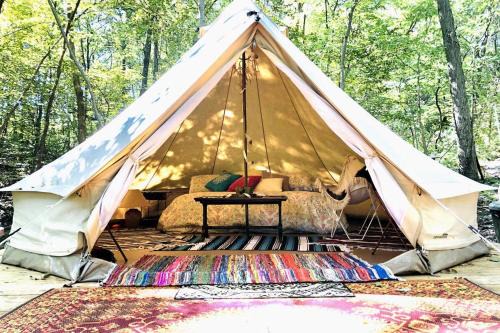 Beautiful Bell Tent Rental near Kansas City for Glamping in Missouri