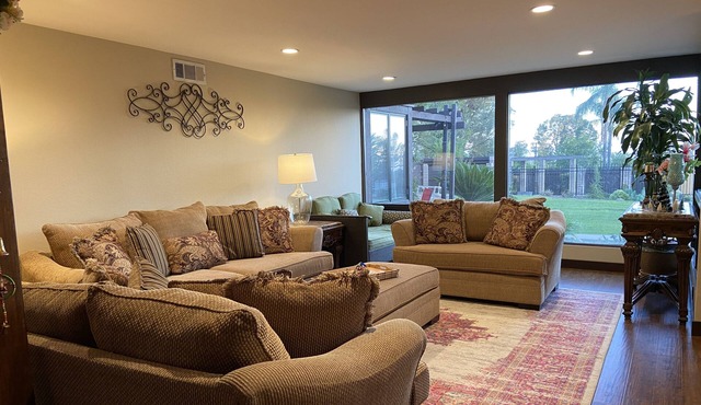 Beautiful Big House @ Best Location @Rancho Cucamonga
