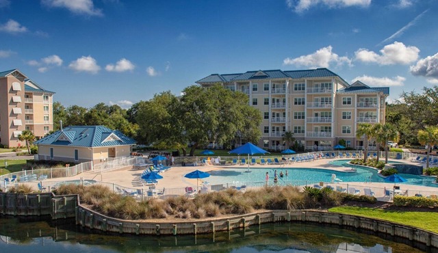 Beautiful Bluewater Resort and Marina. Two Bedroom/Two Bathroom.