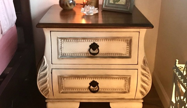 Beautiful Bohemian Studio Apartment next to communal home :)