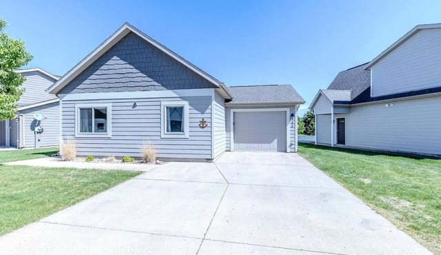 Beautiful Boji, Cabin #22