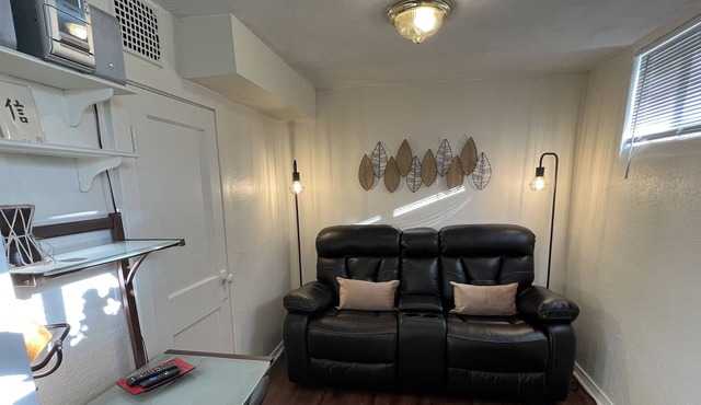 Beautiful brand new one bedroom close to area hospitals & university!