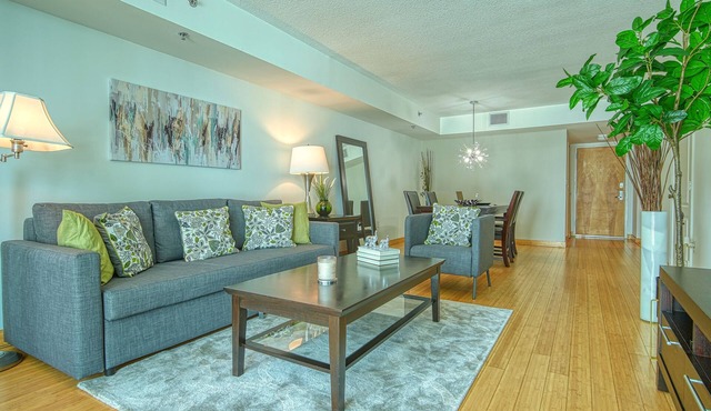 Beautiful Brickell Miami apt 2BR/2BA + Parking