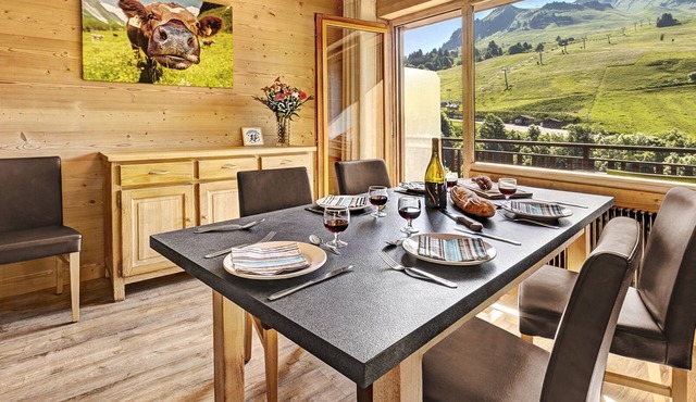 Beautiful, bright 3 rooms flat for 5/7 people