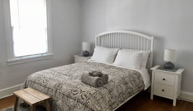 Beautiful bright four bedrooms in Rittenhouse Square