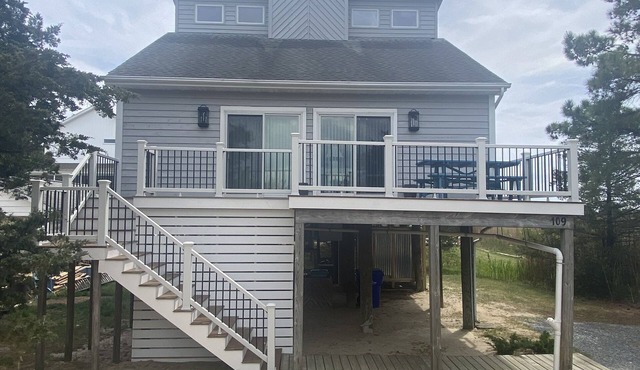 Beautiful Broadkill Beach home with a short walk to the beach.