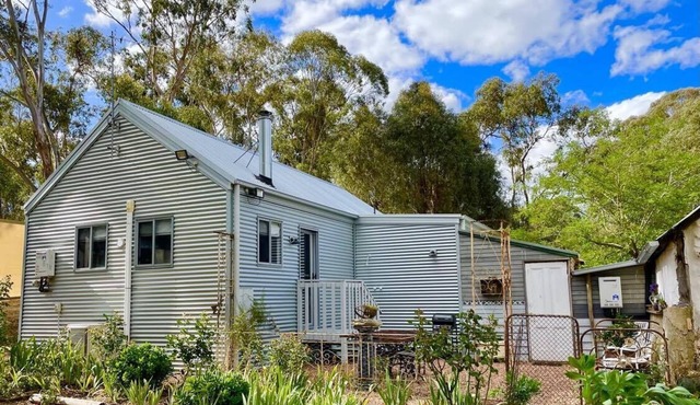 Beautiful Bush Retreat, Entire home in Clydesdale, Australia