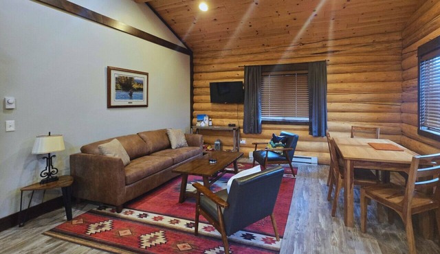 Beautiful Cabin in Pray, MT