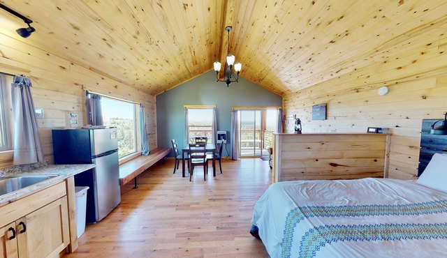 Beautiful Cabin in the La Sal Mountains South of Moab