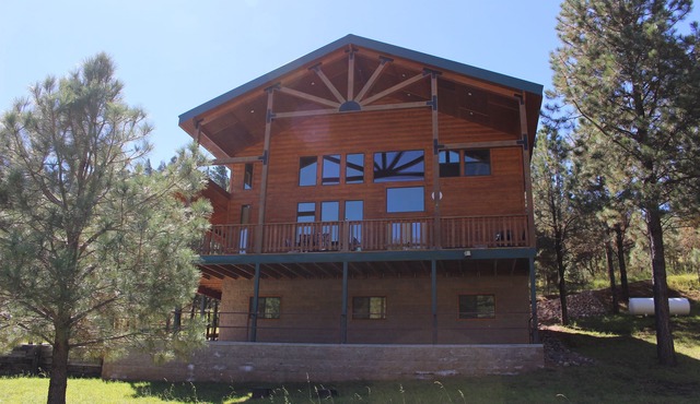 Beautiful Cabin just 6 Miles from Cloudcroft!