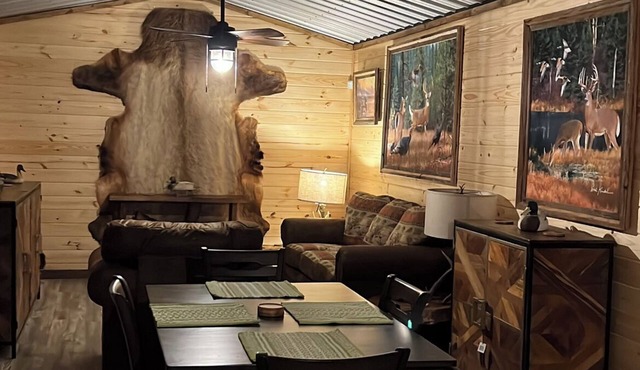 Beautiful cabin near Sardis Lake 3 miles to Sardis Lake