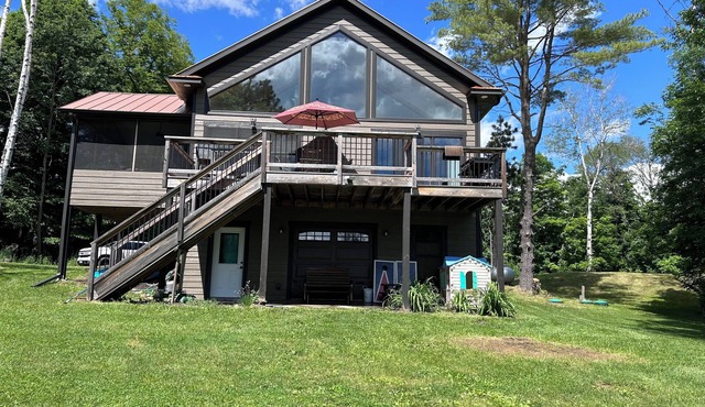Beautiful cabin on Lake Minnewawa