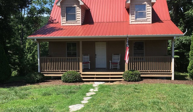 Beautiful Cabin on the Caney Fork River