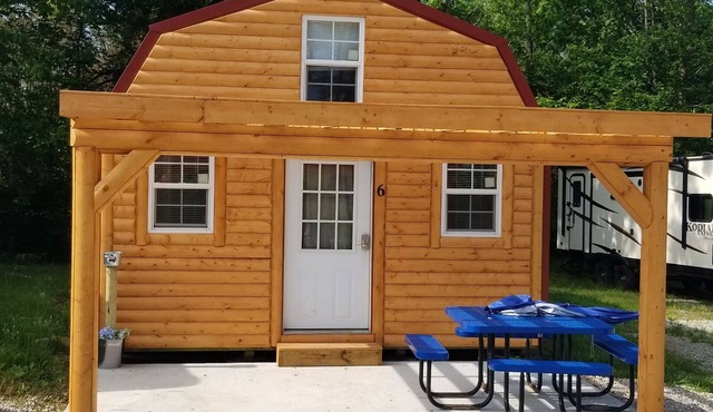 Beautiful Cabin Sleeps 8