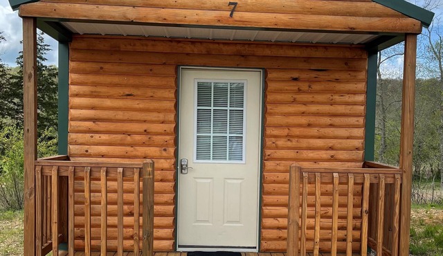 Beautiful Cabin sleeps 2