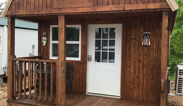 Beautiful Cabin Sleeps 5