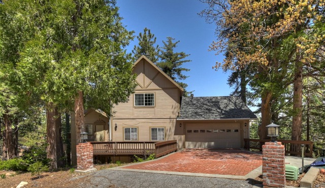 Beautiful Cabin at Lake Arrowhead near ski resorts