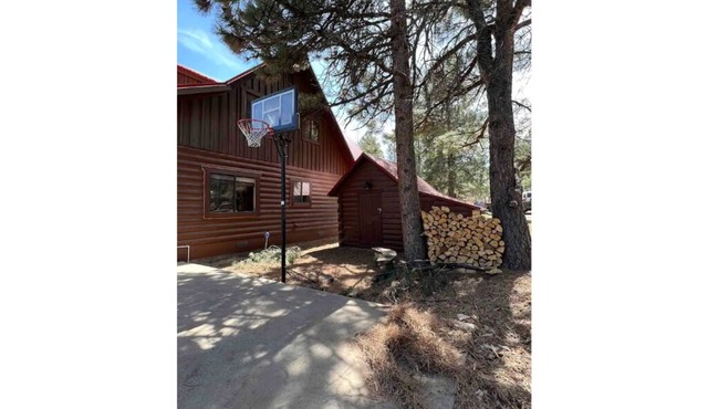 Beautiful Cabin Retreat:Ski, Hike, Fishing&Bike!
