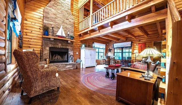 Beautiful Cabin with Hot Tub 🛁 on Nolin Lake 🌊 Mammoth Caves 🌲 W/Fireplace 🔥