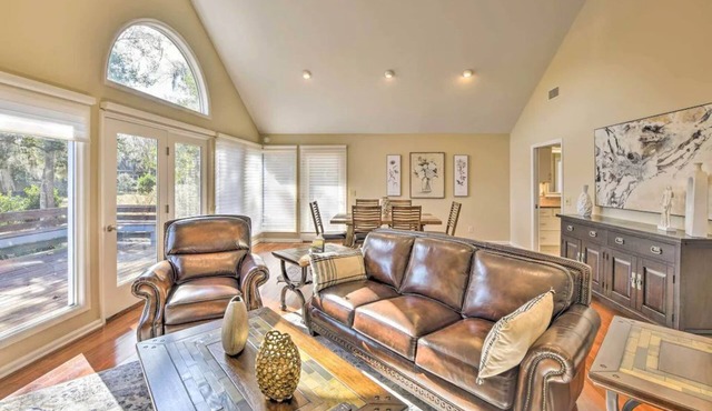 Beautiful Callawassie Island Home w/Free Golf & Tennis/Dogs Stay for free!