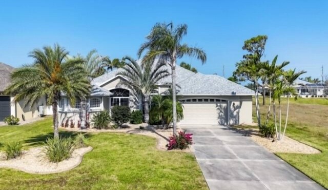 Beautiful Canal front home in Rotonda West