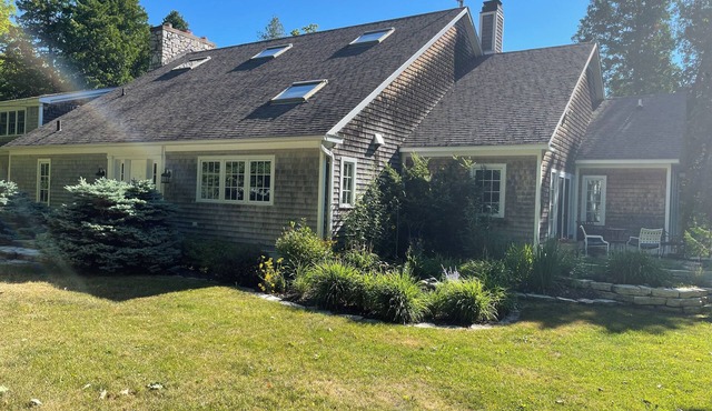 Beautiful Cape Cod Lake House on Washington Island in Wisconsin