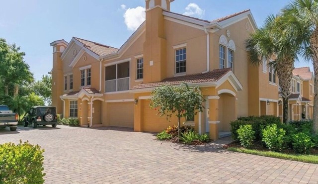 Beautiful Cape Coral Condo
