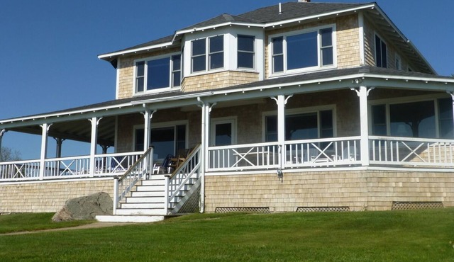 Beautiful Cape Home w/Private Beach and Spectacular Sunsets