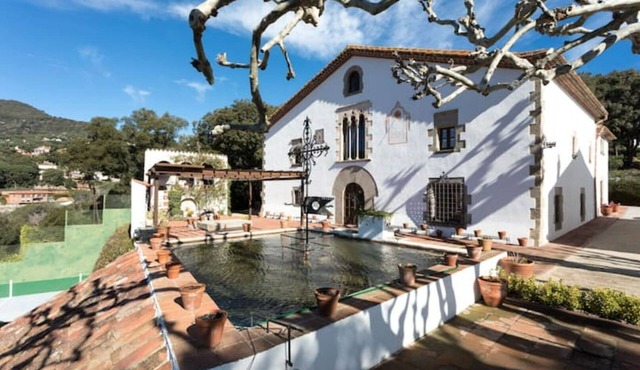 Beautiful Catalan Masía 12pax+40min Barcelona+pool
