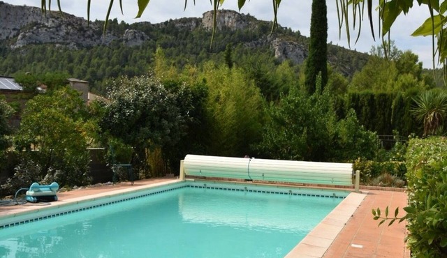 Beautiful Catalan-style villa, swimming pool, vineyards and air conditioning
