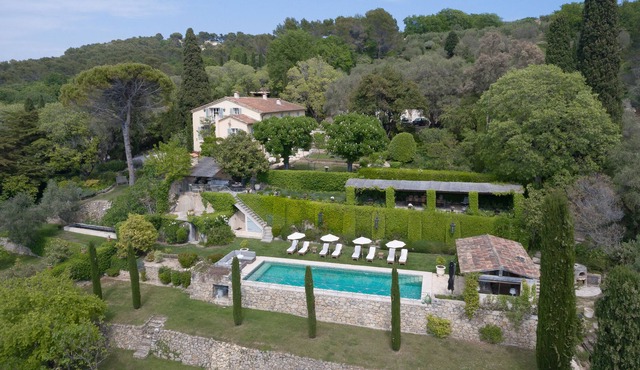 BEAUTIFUL CHARMING PROVENCAL MAS WITH VIEW FOR RENT Provence-Alpes-Côte d'Azur