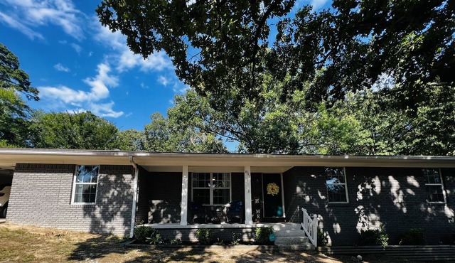 Beautiful, cheerful and cozy 4BDR home