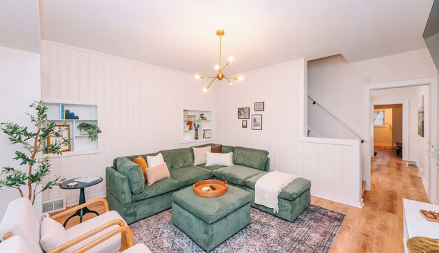 Beautiful City Views - Spacious - Great for Large Groups - Best Location