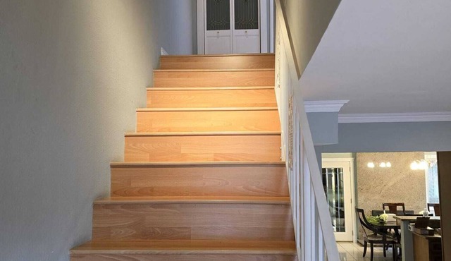 Beautiful classy house for relaxation. Huge spaces and a great ambiance.