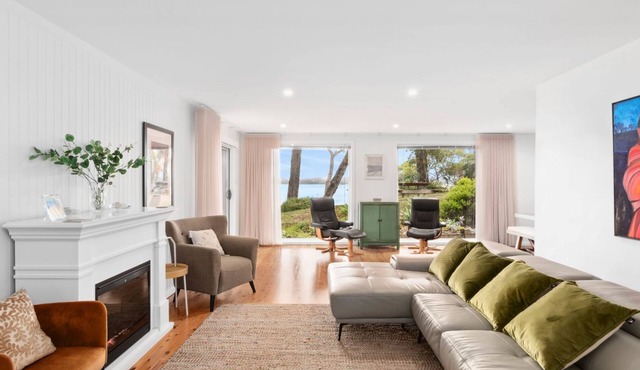 Beautiful Clifftop home with panoramic views