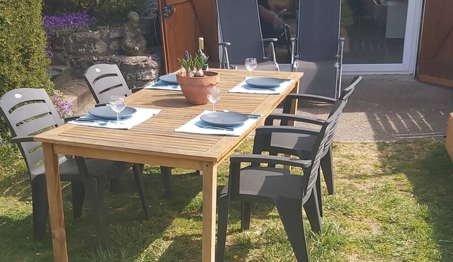 Beautiful cottage in a quiet wooded area