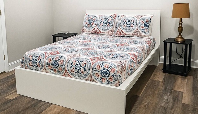 Beautiful & Comfortable Place 2 bed 1 bath with WiFi, AC