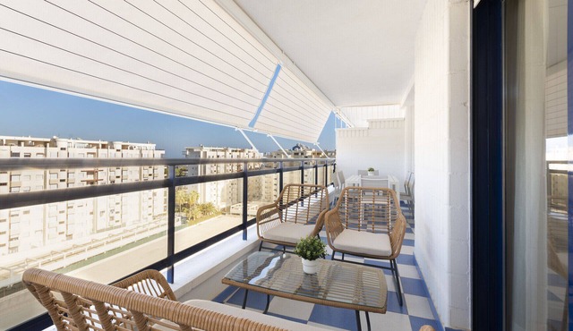 Beautiful condo family near to the beach. Pool/Wifi - only families