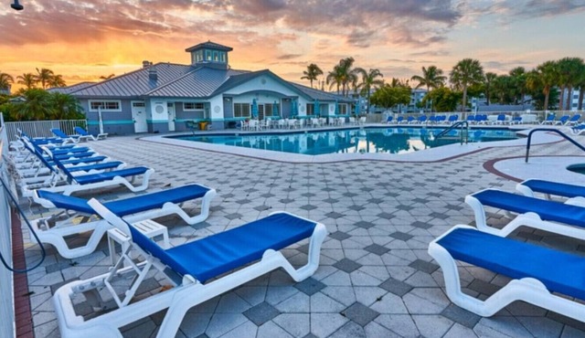 Beautiful Condo in Ft. Myers close to beach