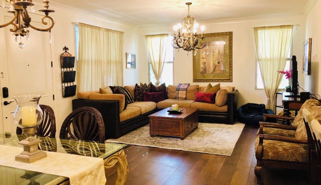 Beautiful Condo in Great Irvine California