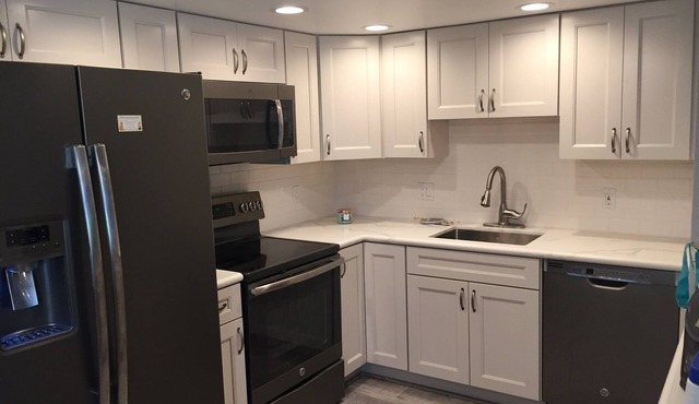 Beautiful Condo in Summerlin close to ALL, home away from home.