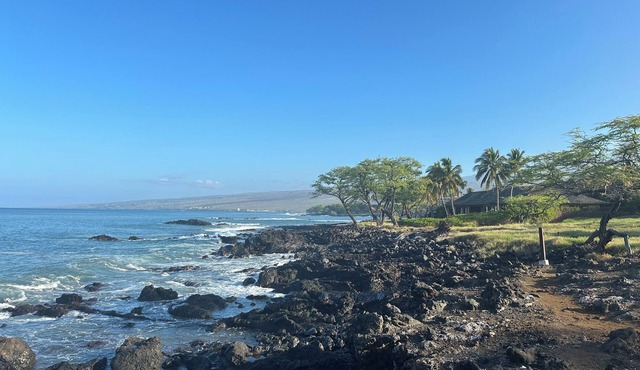 Beautiful condo in The Fairways at Mauna Lani resort with Beach Club access.