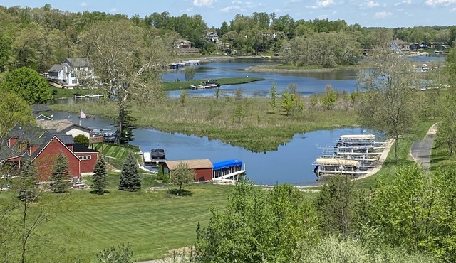 Beautiful Condo on Jimmerson Lake