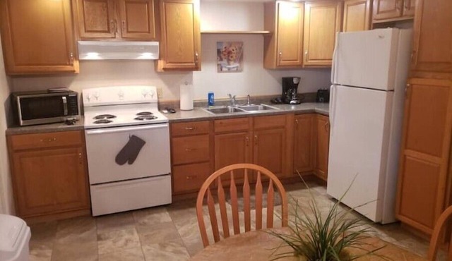 Beautiful Condos By The Park