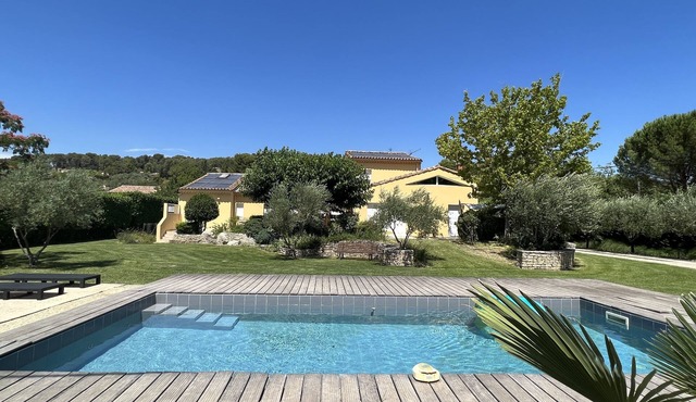 Beautiful contemporary villa with pool