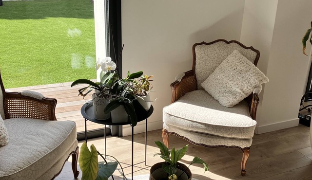 Beautiful contemporary house in a quiet area 5 minutes from the beaches