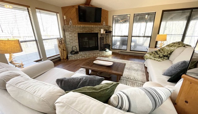 Beautiful Cottage At 'the Woods' Resort, Golf, Spa, Swimming & Resort Amenities