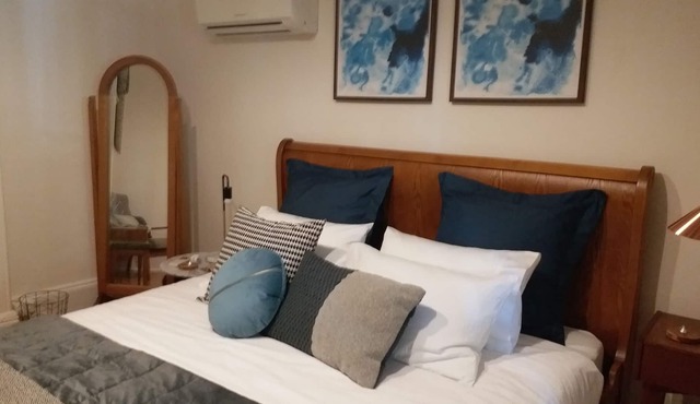 Beautiful Cottage - Walk to CBD, Hospital, Uni Parklands, Zoo and Adelaide Oval